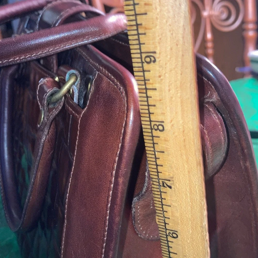 VTG BRAHMIN leather and croc handbag.  Two shades of brown, exc.cond. $280 - Picture 8 of 11